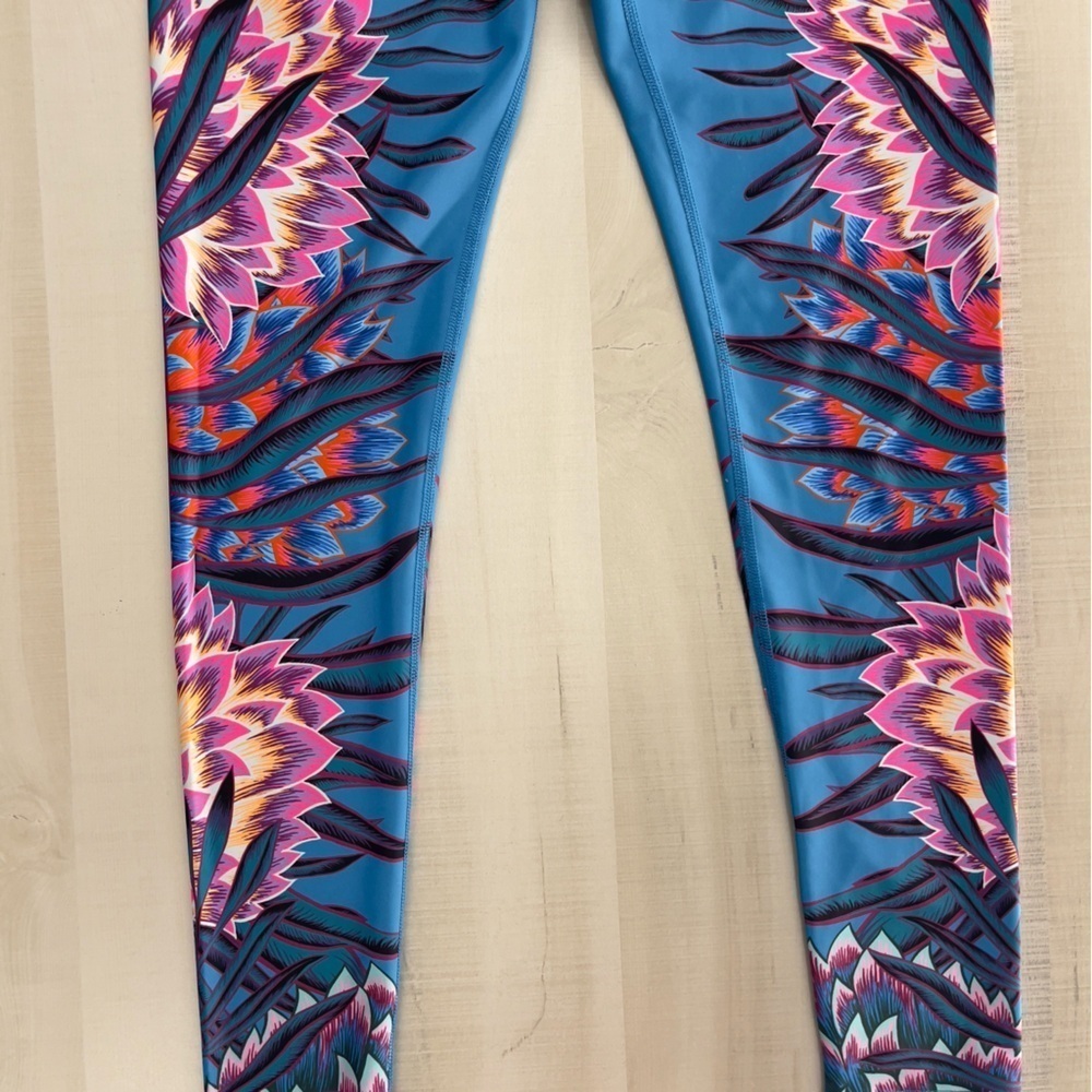 MARA HOFFMAN ACTIVE blue workout floral printed yoga leggings M lotus - Picture 2 of 8